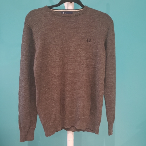Fred Perry Other - Fred Perry Grey Long Sleeve Crewneck Sweater
